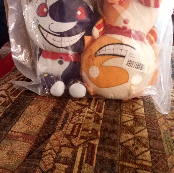 Sundrop Moondrop Soft Small Plushie's FNAF Security Breach NEW - Picture 1 of 4